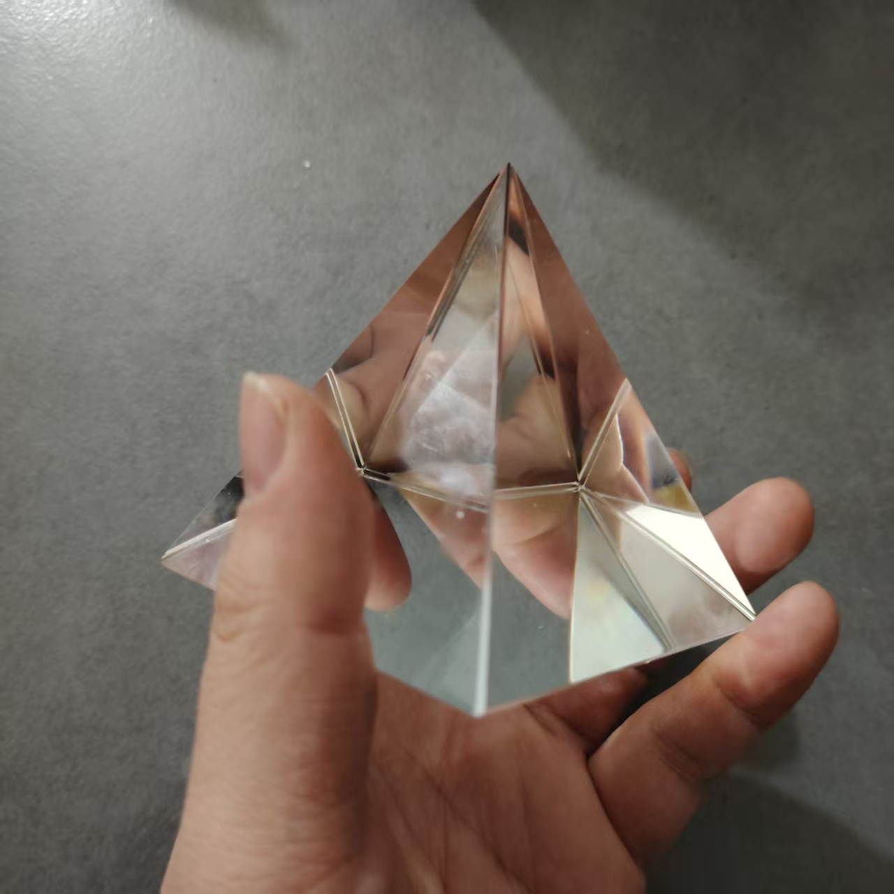 Prisme pyramide quadrangulaire - Photography Lighting Test avis et prix